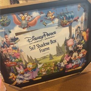 New in Box! Disney Parks 5x7 Shadow Box Frame